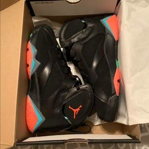 Barcelona Jordan 7s